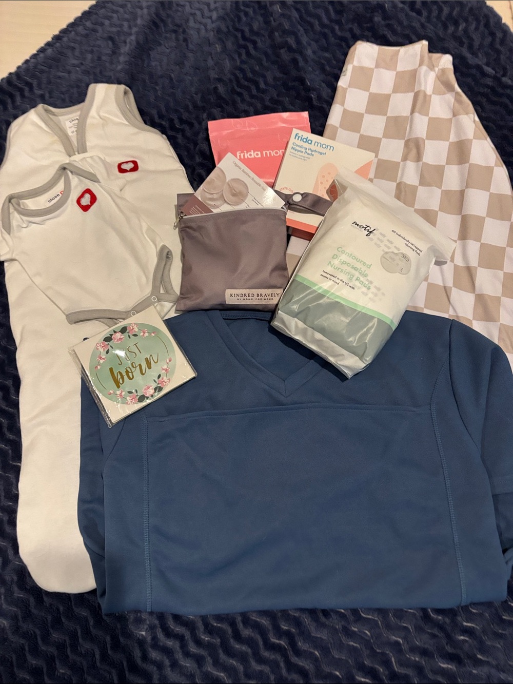 New Mom Bundle. Things for mom, dad, and new little one!!